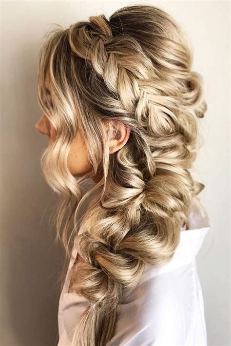 crown braid hairstyles for round face